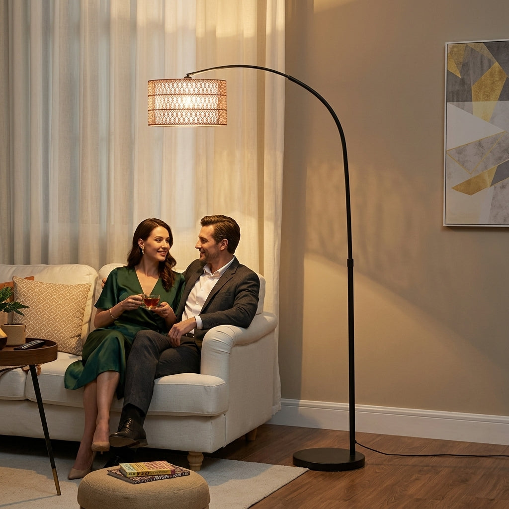 Lampadaire Naos style lanterne avec abat-jour en fibre de jute et pied en marbre