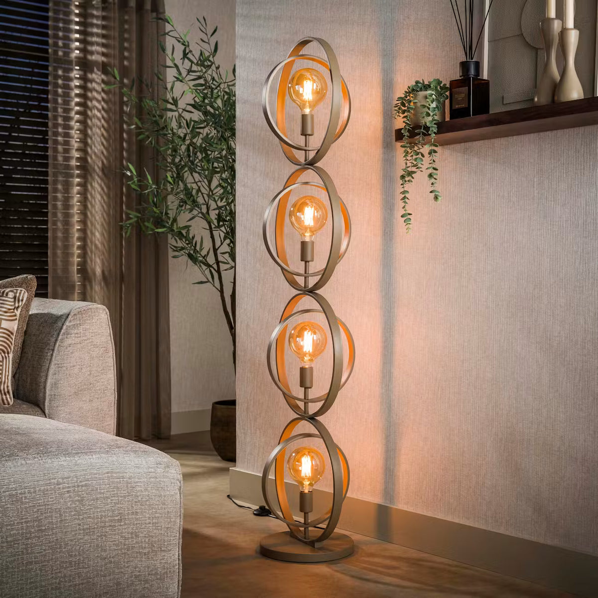 Lampadaire Boulia moderne beige 4 anneaux pivotants
